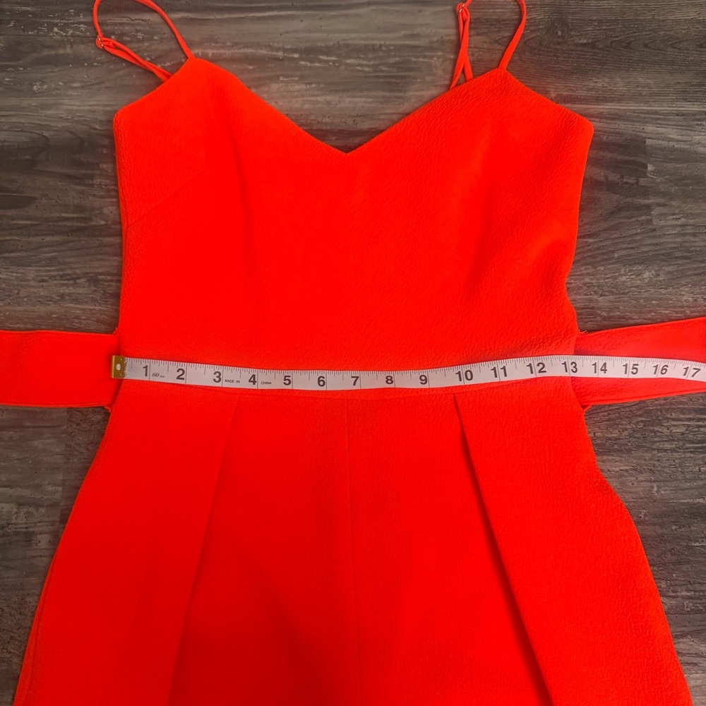 Black Halo Evie Wide-Leg V-Neck Belted Sleeveless Orange Jumpsuit W/Pockets Sz 2 - Picture 7 of 8